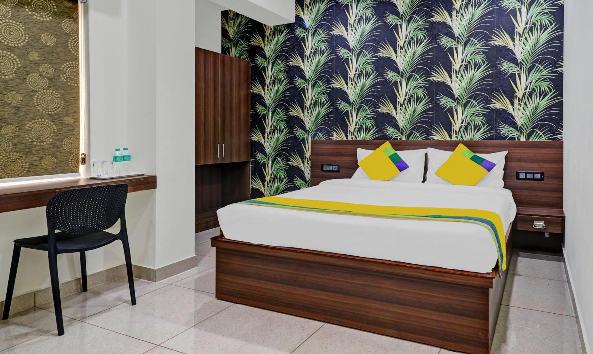 Hotel Nrm Residency Майсур Экстерьер фото