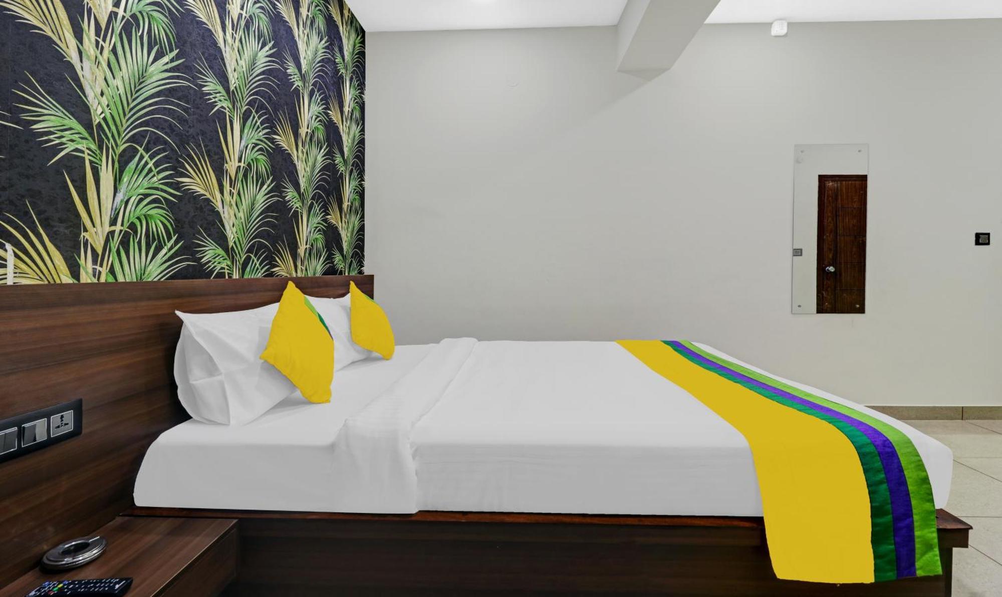 Hotel Nrm Residency Майсур Экстерьер фото
